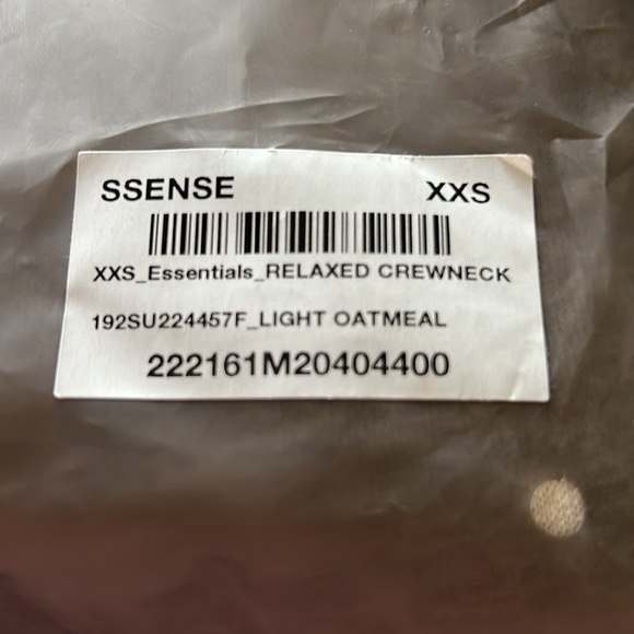 BNWT Men’s FEAR OF GOD ESSENTIALS Light Oatmeal Relaxed Sweatshirt XXS. XL & XXL - Picture 4 of 9